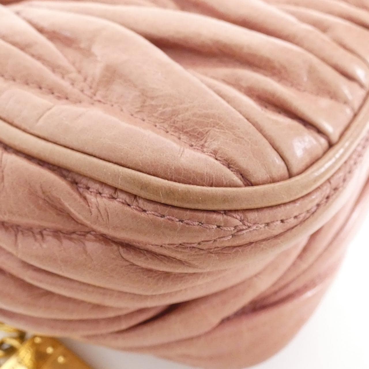 ミュウミュウ ショルダーバッグ