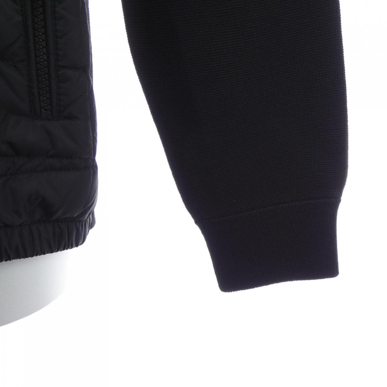 モンクレール MONCLER 20919B50700 A9341 ダウンジャケット