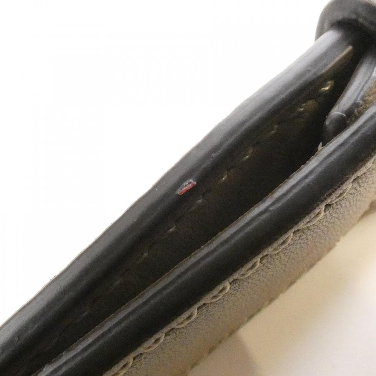 フェンディ バイ ザ ウェイ ミディアム 8BL146 1D5 バッグ