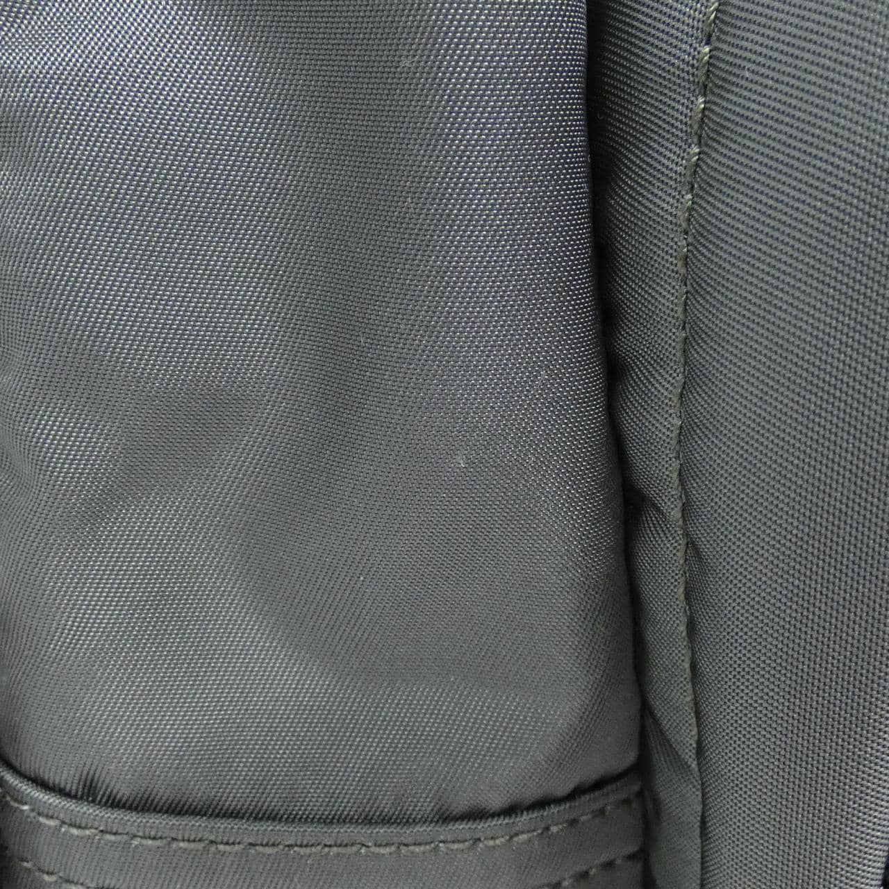 プラダ 2VZ116 ショルダーバッグ