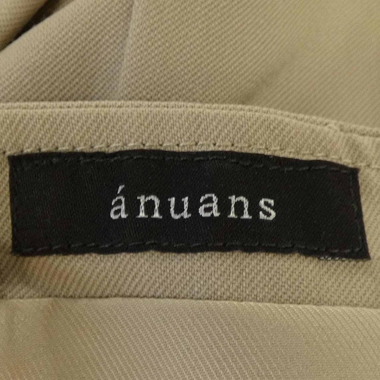 ANUANS トップス