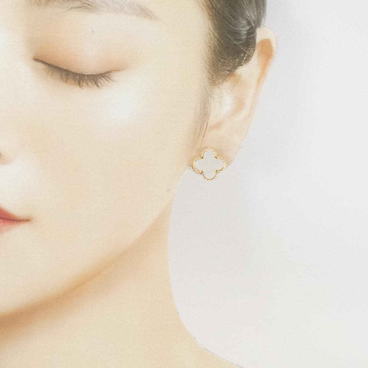 ヴァンクリーフ&アーペル ヴィンテージアルハンブラ イヤリング