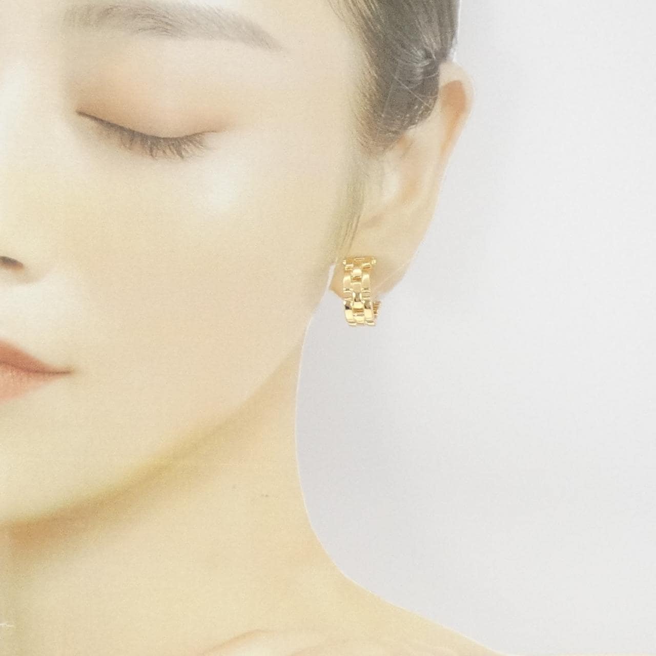 [vintage] Cartier Maillon Panthere Earrings