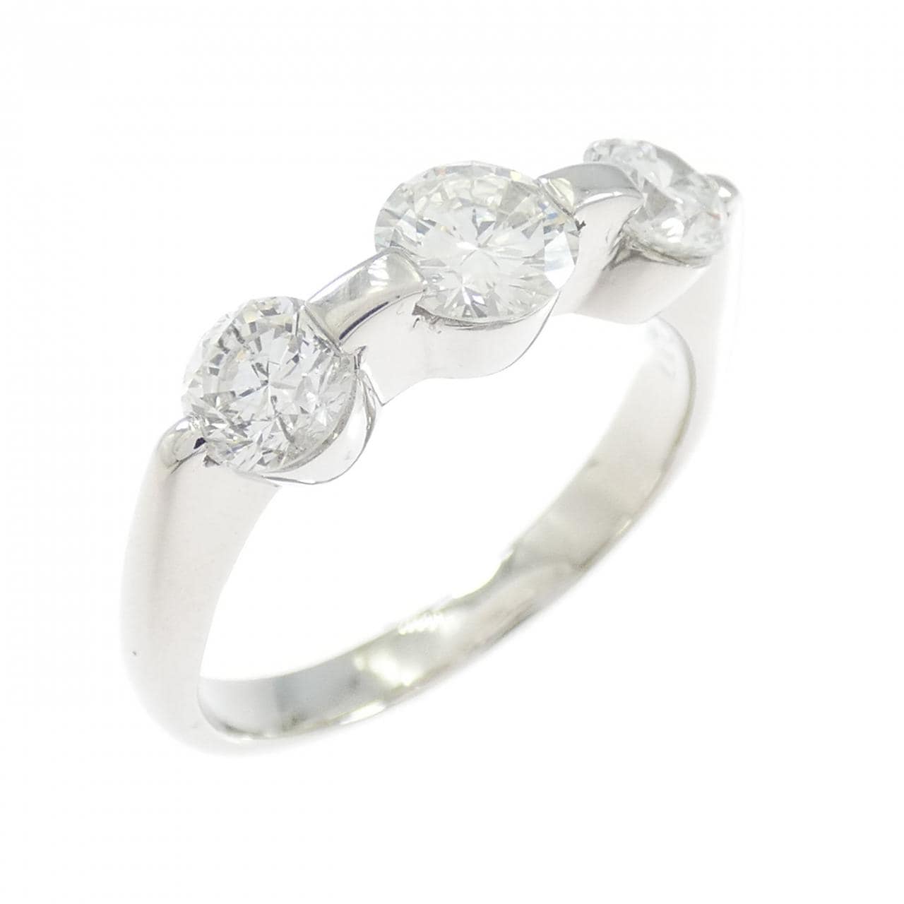 PT900 スリーストーン ダイヤモンド リング 1.17CT