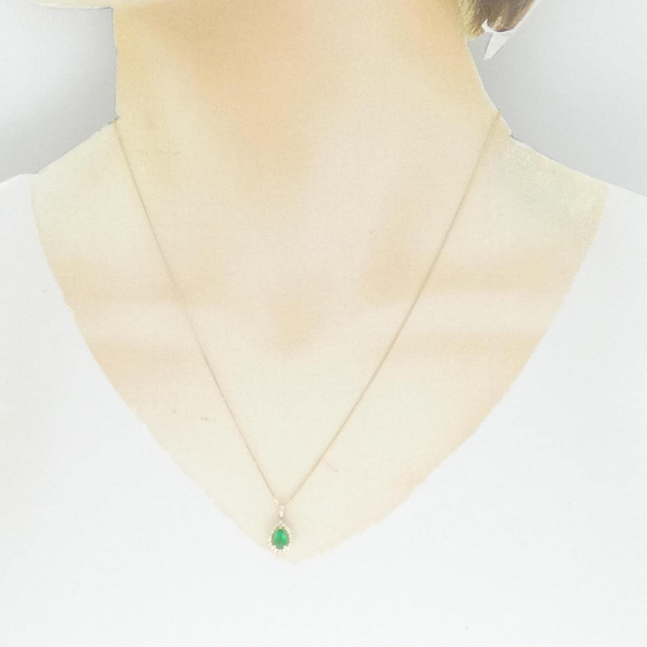 [BRAND NEW] K18YG Emerald Necklace 0.27CT