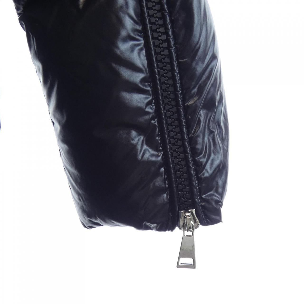 モンクレール MONCLER HUPPELONG ダウンコート