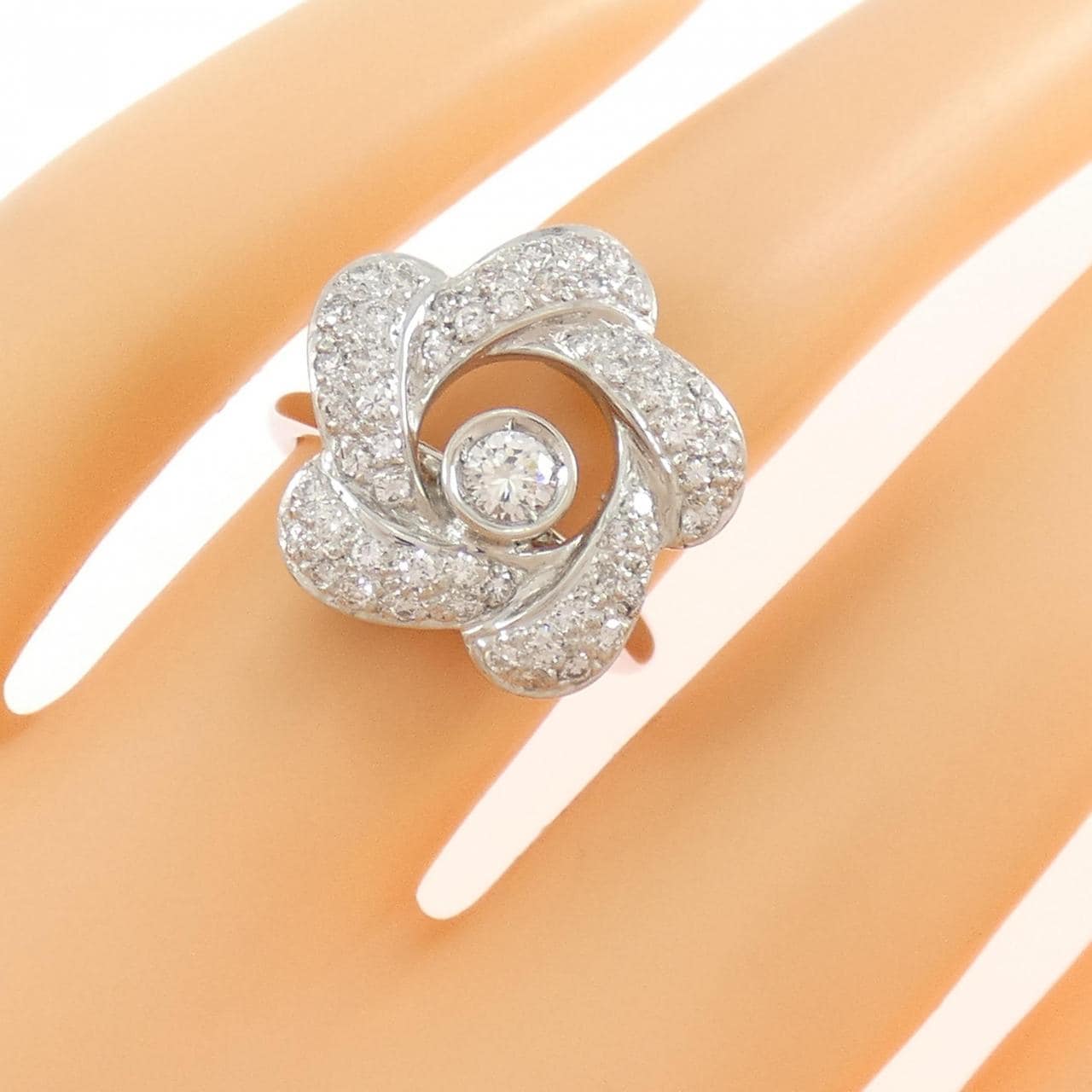 PT900 ダイヤモンド リング 0.77CT