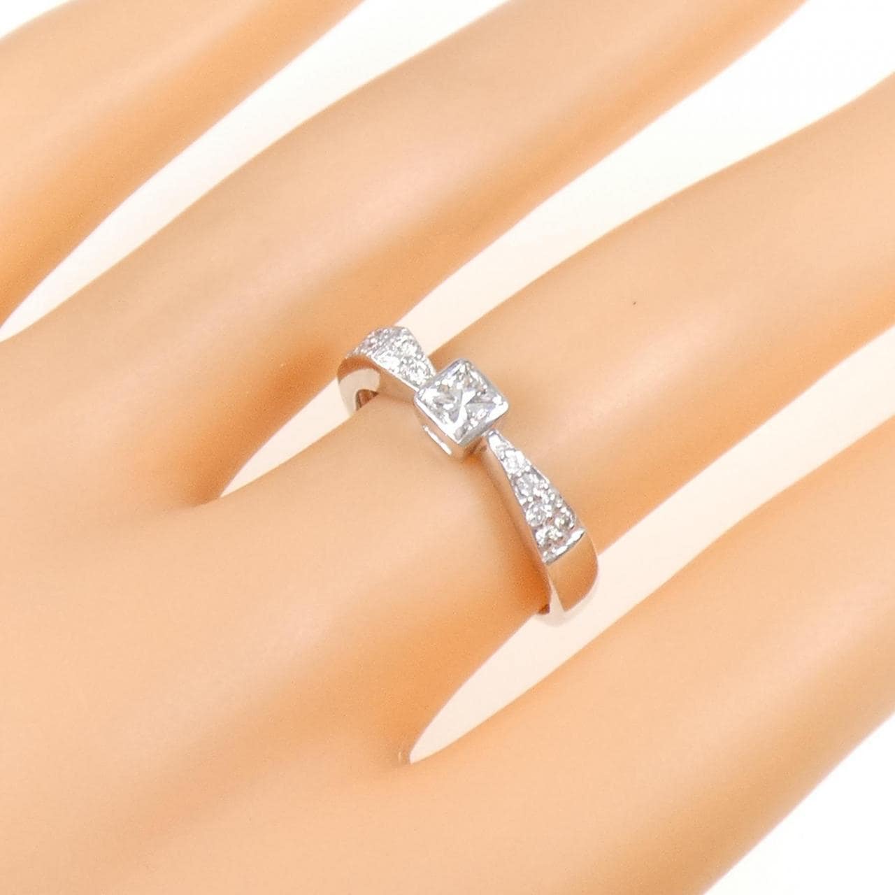 PT ダイヤモンド リング 0.33CT