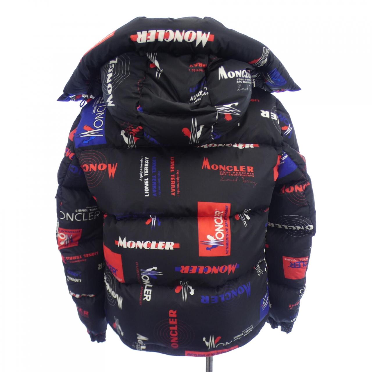モンクレール MONCLER ダウンジャケット