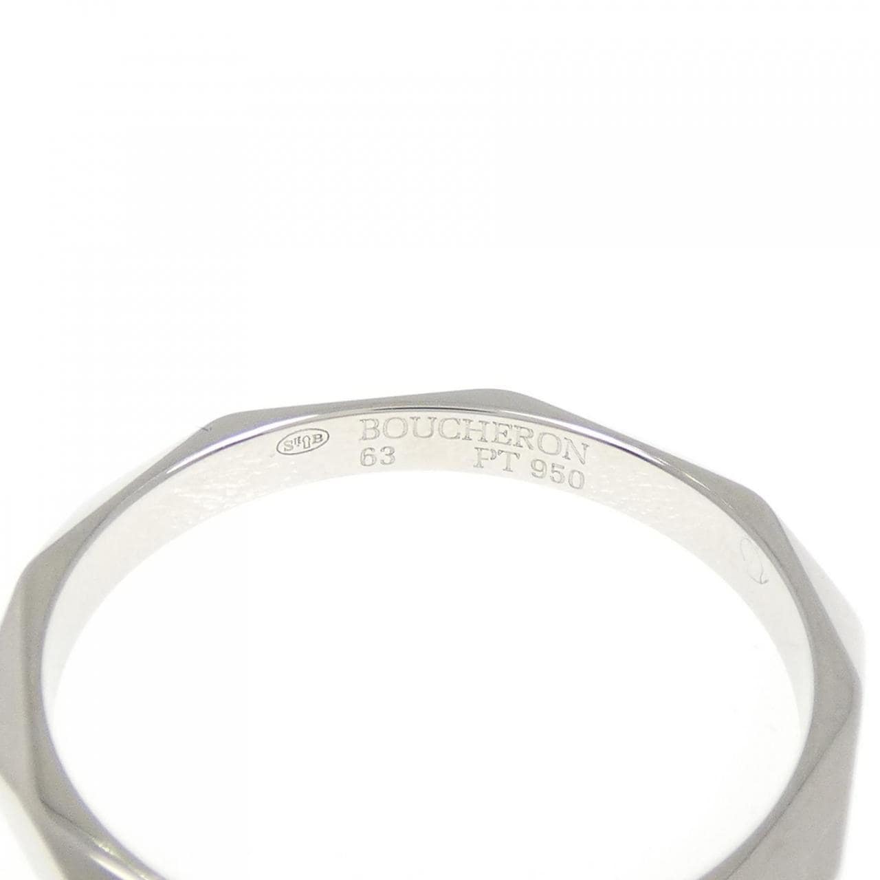 ブシュロン ファセット リング