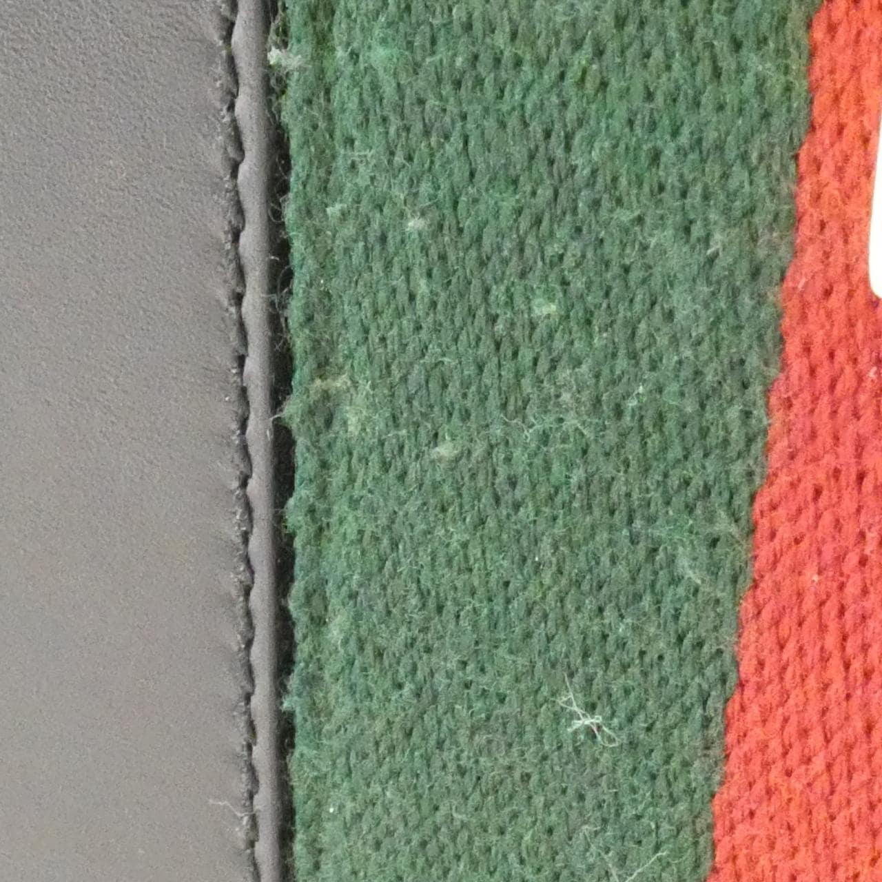 グッチ SYLVIE 421882 CVLEG ショルダーバッグ