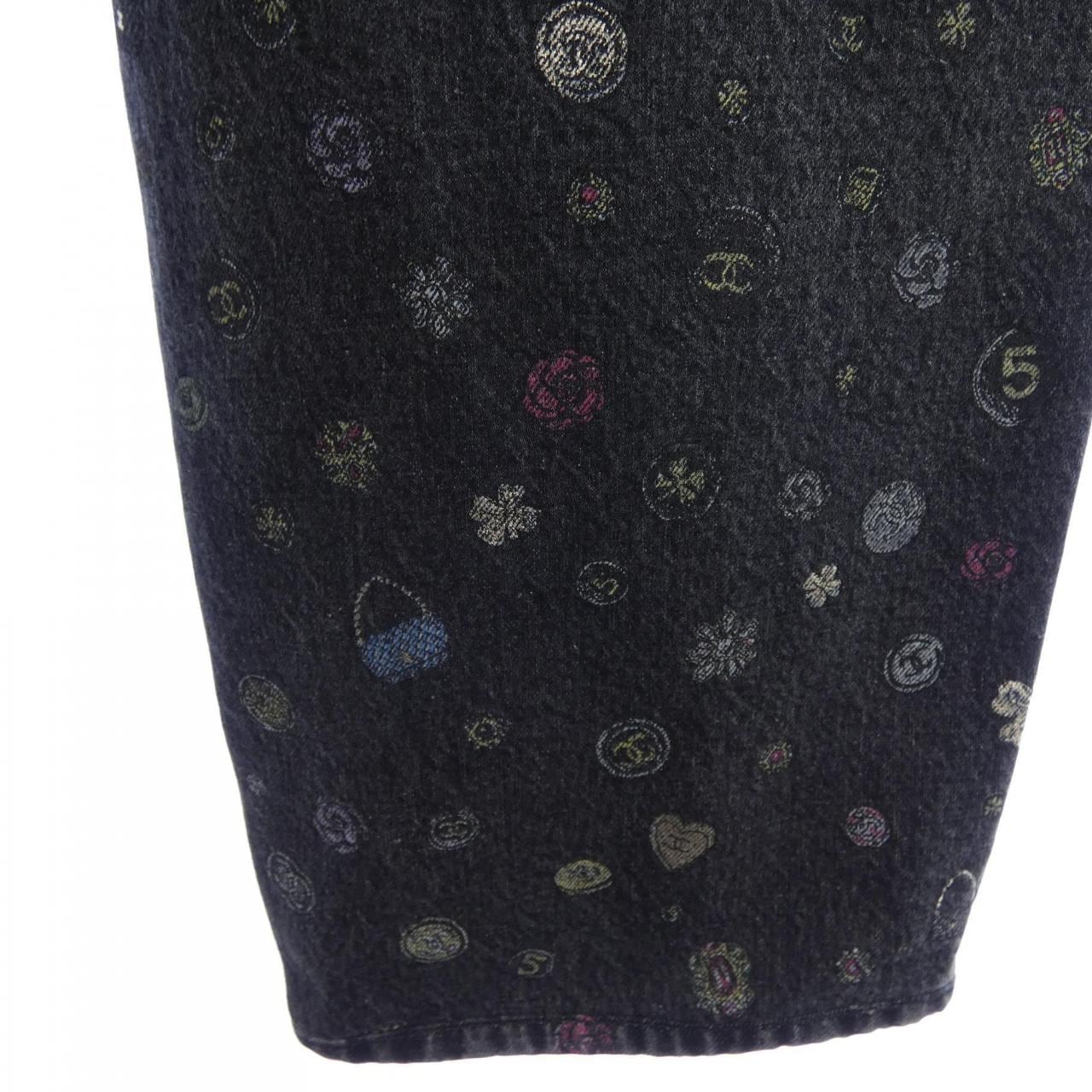 シャネル CHANEL LOOK37 P80302V72727 25B ジーンズ