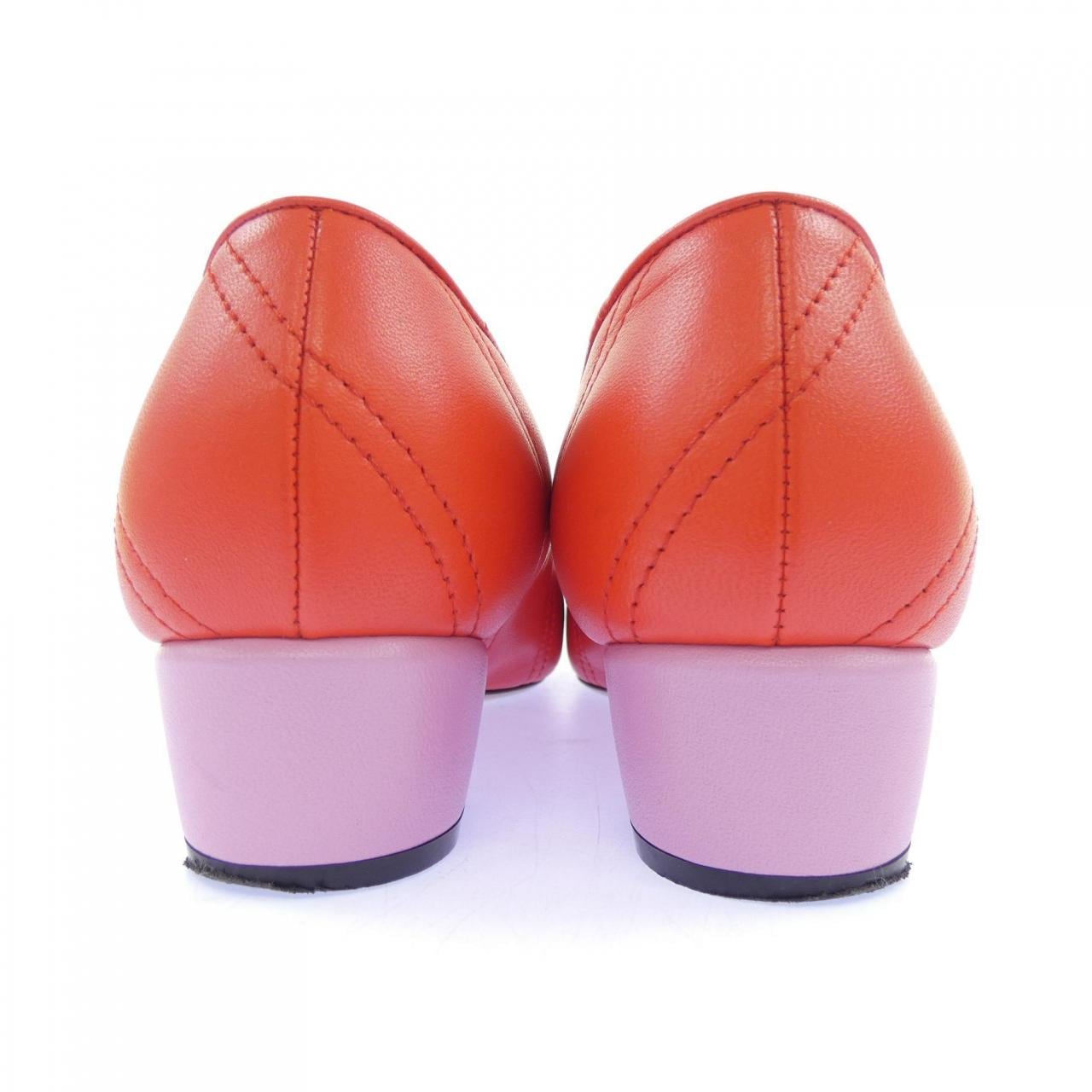 サルヴァトーレフェラガモ SALVATORE FERRAGAMO パンプス
