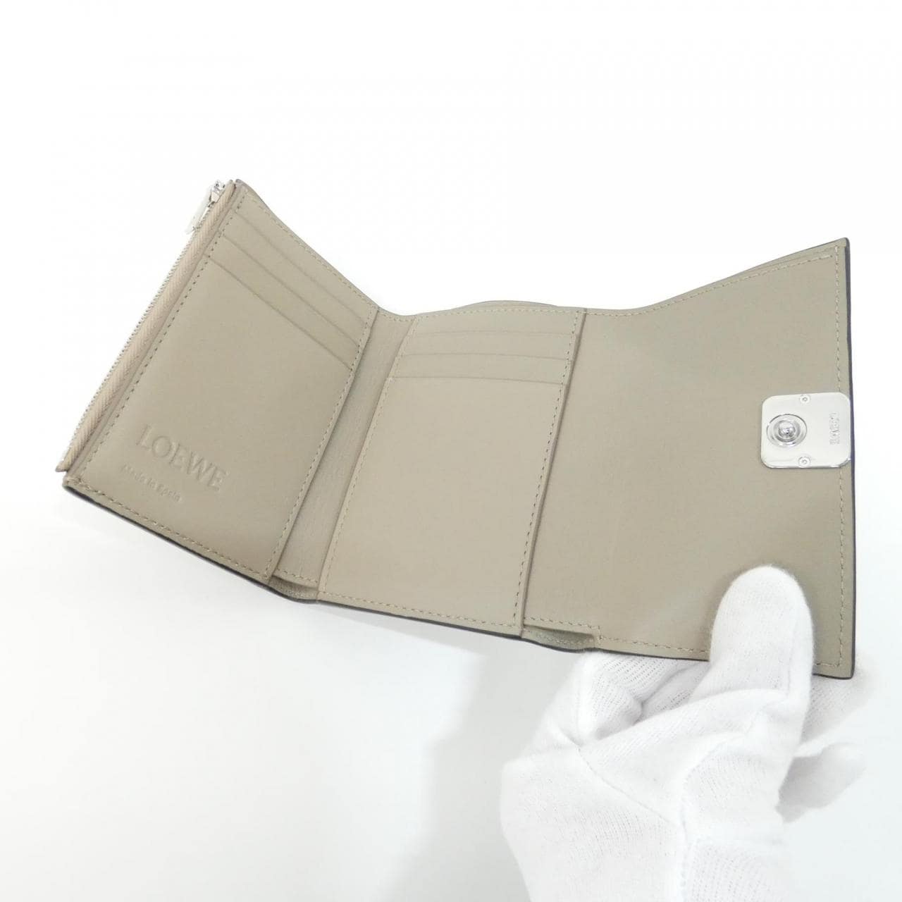 ロエベ アナグラム スモール バーティカル ウォレット C821S33X12 財布