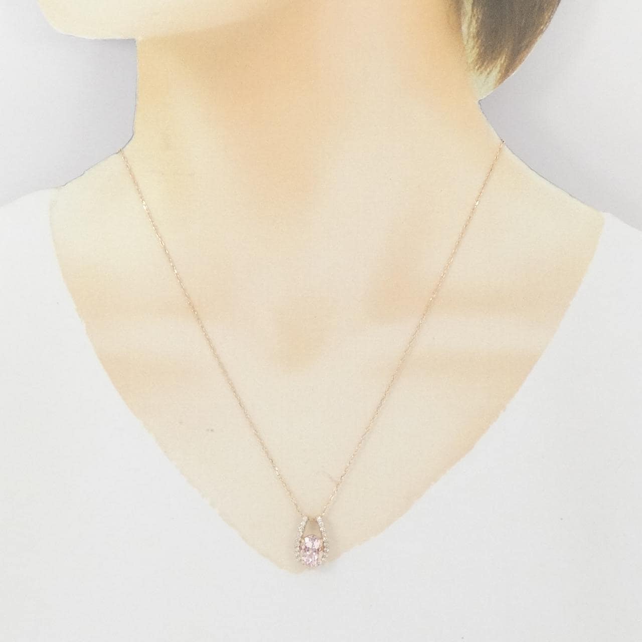K18PG モルガナイト ネックレス 1.81CT