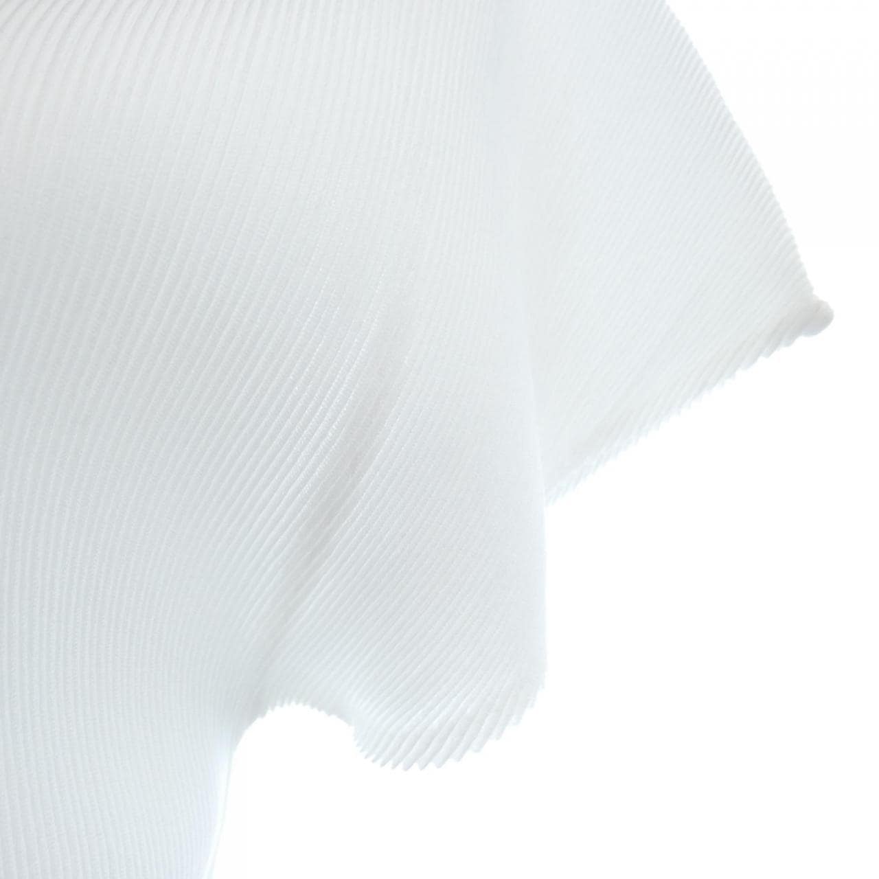 プリーツプリーズ PLEATS PLEASE トップス