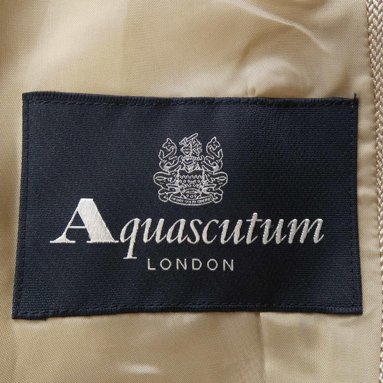 アクアスキュータム Aquascutum ジャケット