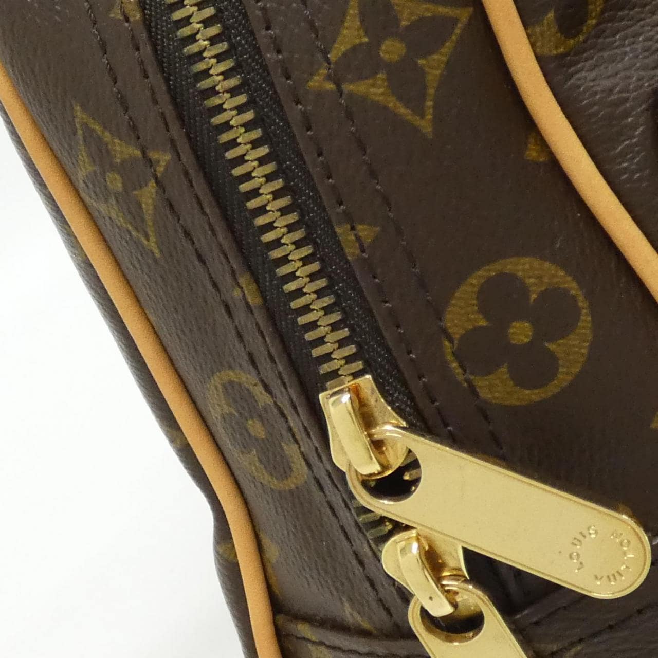 LOUIS VUITTON Monogram曼哈顿 PM M40026 包