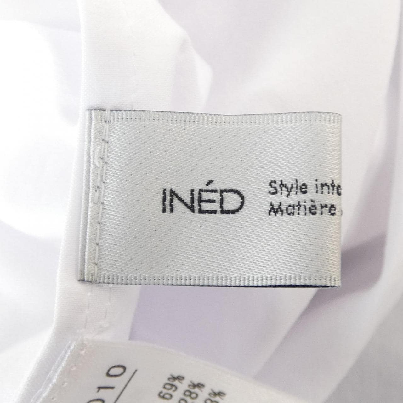 イネド INED シャツ