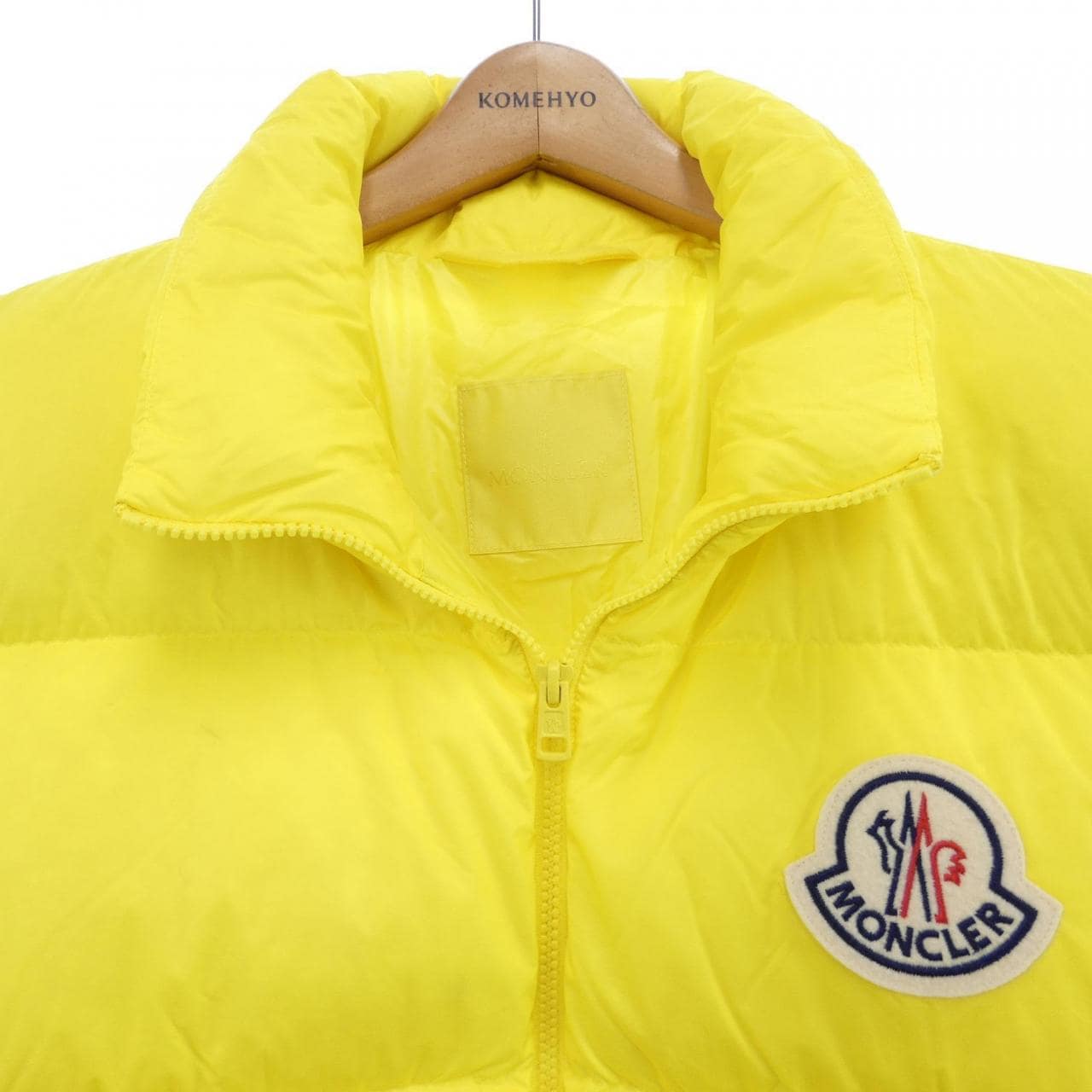 モンクレール MONCLER ダウンジャケット