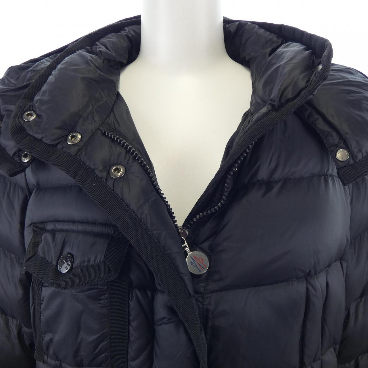 モンクレール MONCLER ダウンジャケット