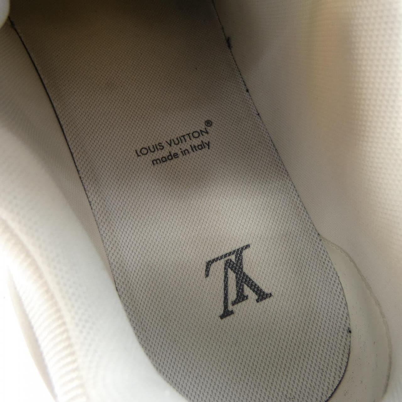ルイヴィトン LOUIS VUITTON LVトレイナー スニーカー
