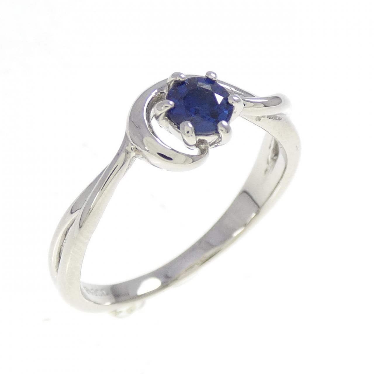 PT900 Sapphire Ring