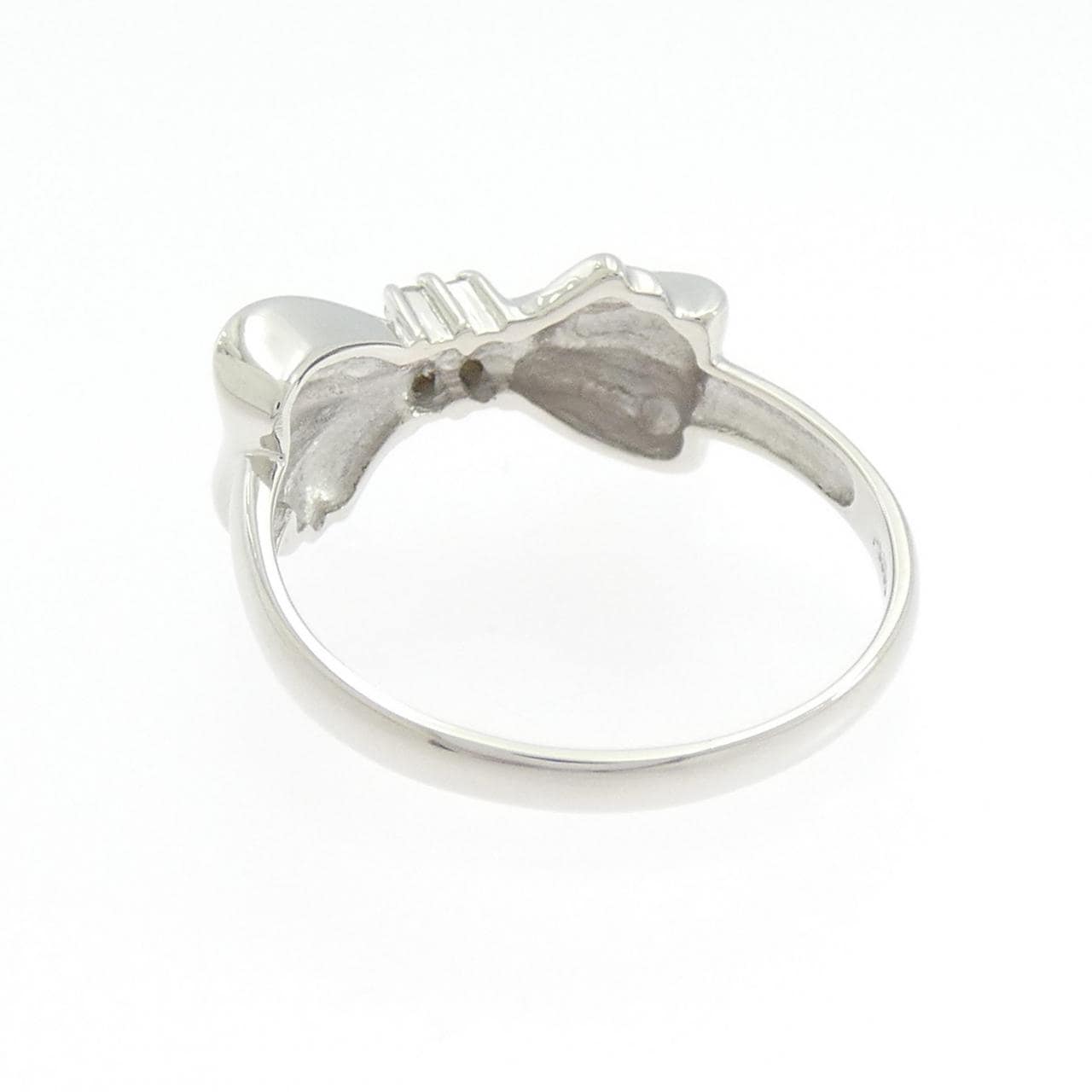 PT900 リボン ダイヤモンド リング 0.05CT