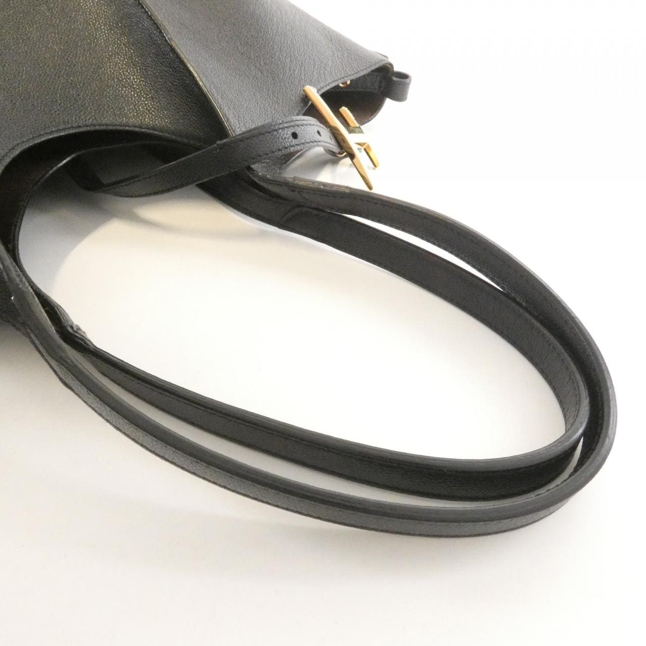 トッズ T タイムレス XBWTSBA0200Q8EB999 バッグ