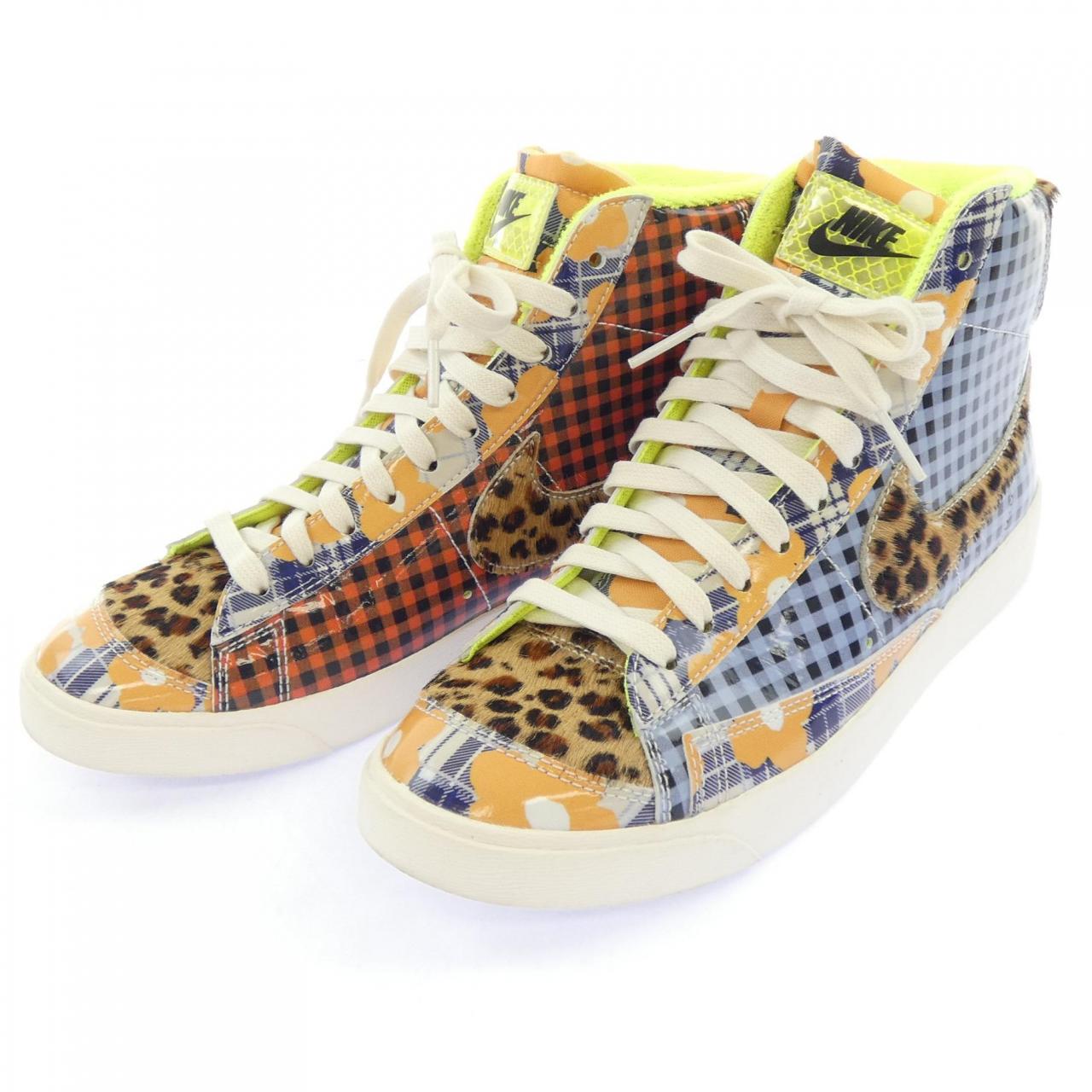 ナイキ NIKE CJ4239-981 スニーカー