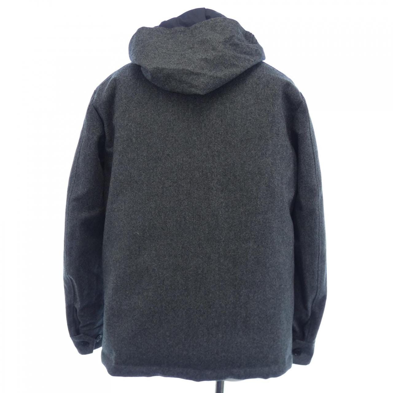 モンクレール MONCLER QUEYRAS ダウンジャケット