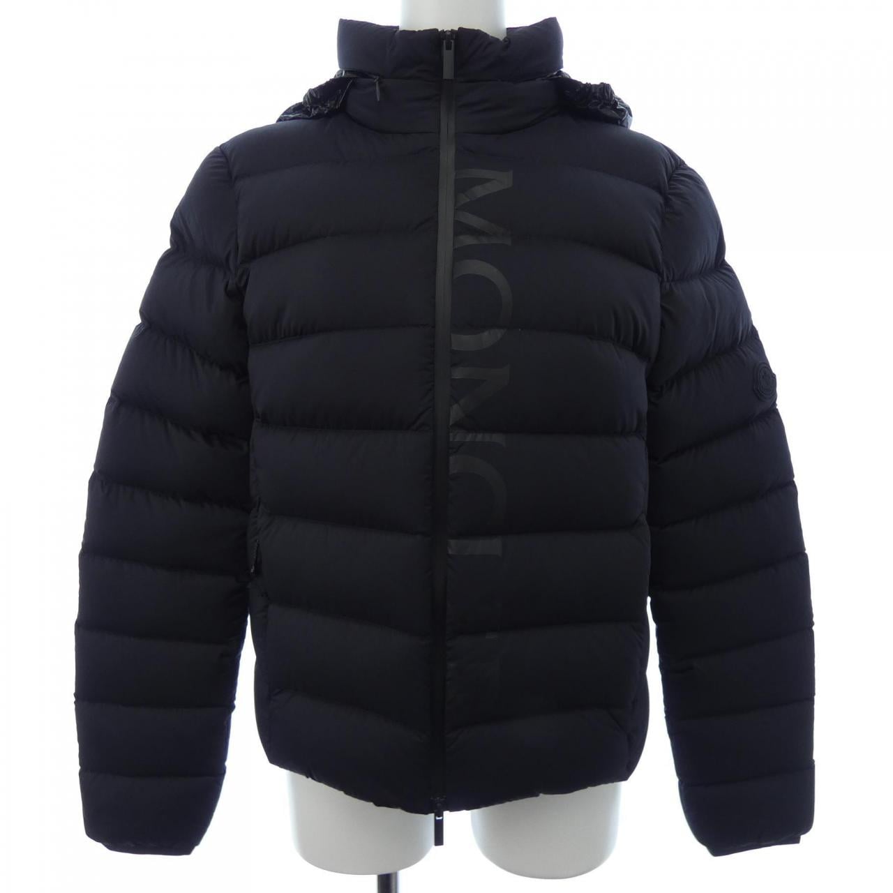 モンクレール MONCLER ダウンジャケット