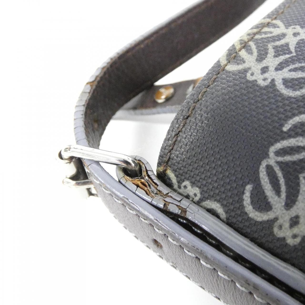 ロエベ 304 80 003 ショルダーバッグ