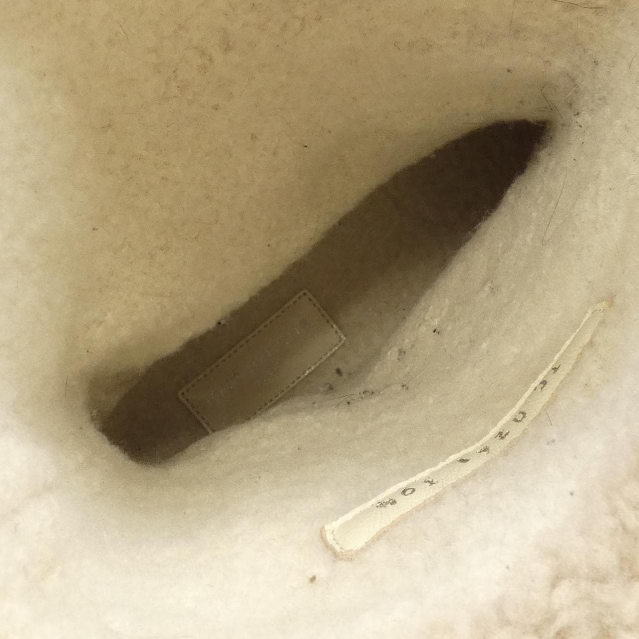 ルイヴィトン LOUIS VUITTON LVイニシャル、モノグラムフラワー スノードロップライン ブーツ