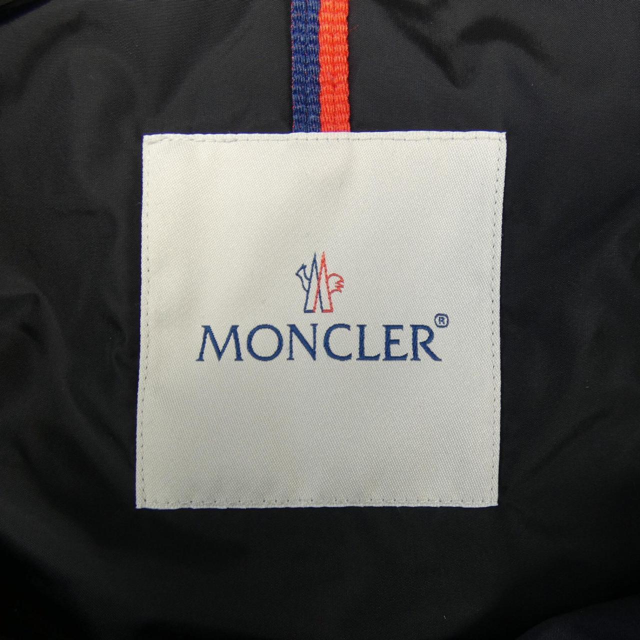 モンクレール MONCLER 57265 LAVAUD ダウンジャケット