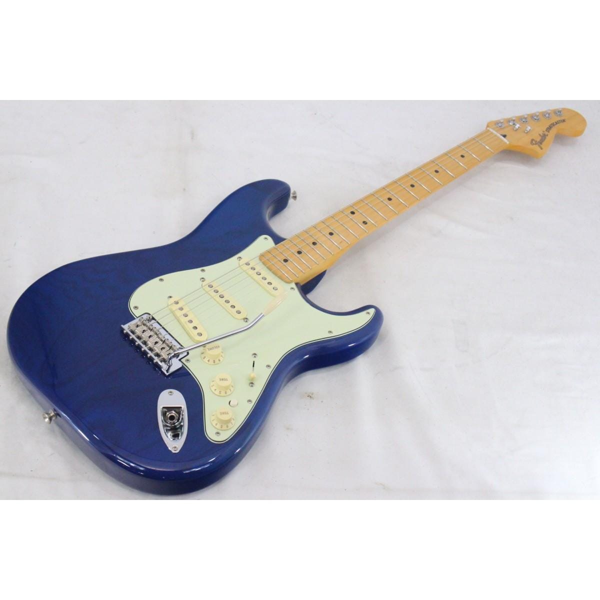 ＦＥＮＤＥＲ　　ＤＥＬＵＸＥ　ＳＴＲＡＴＯＣＡＳＴＥＲ