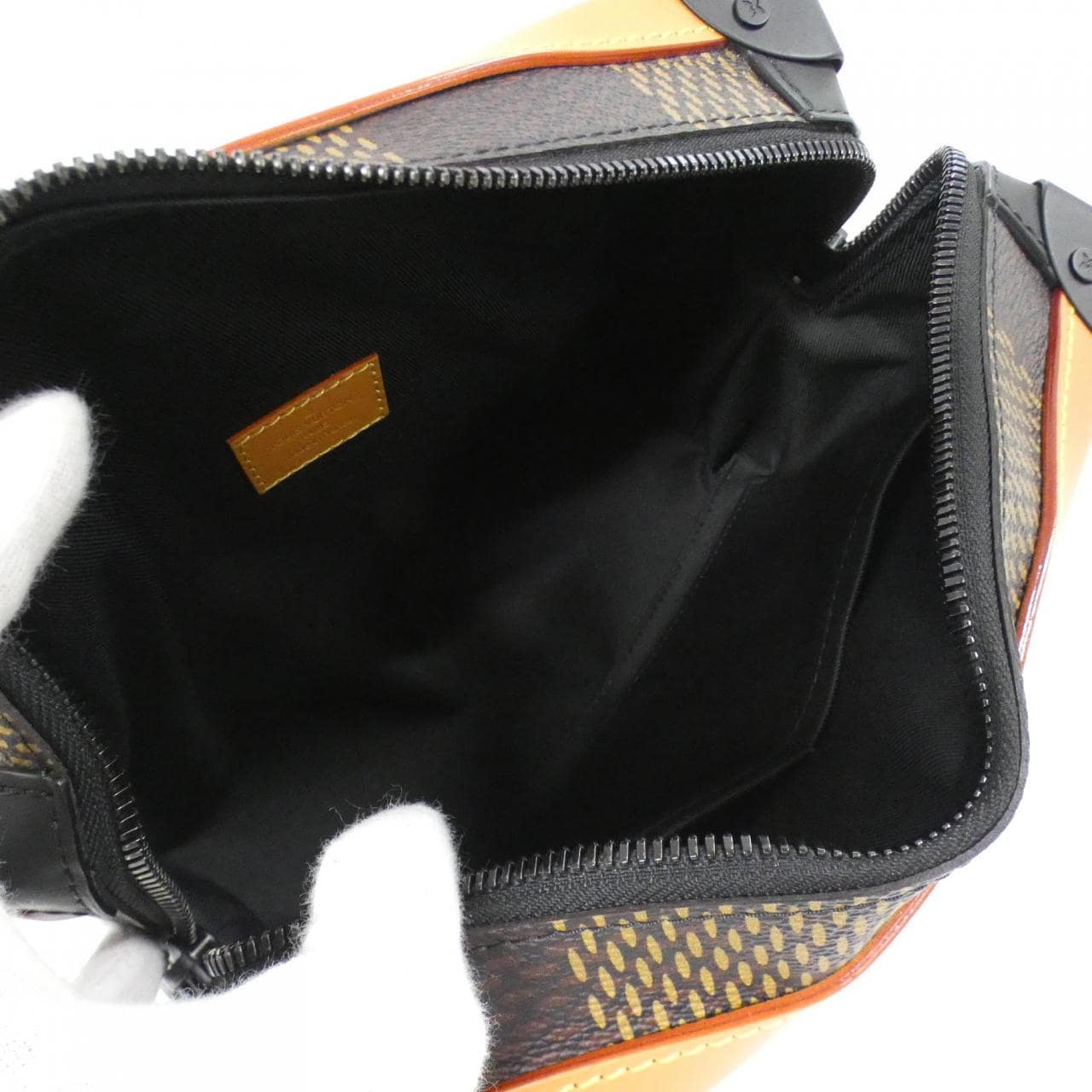 ルイヴィトン ダミエ ジャイアント(LVスクエアード) ソフトトランク N40381 ショルダーバッグ