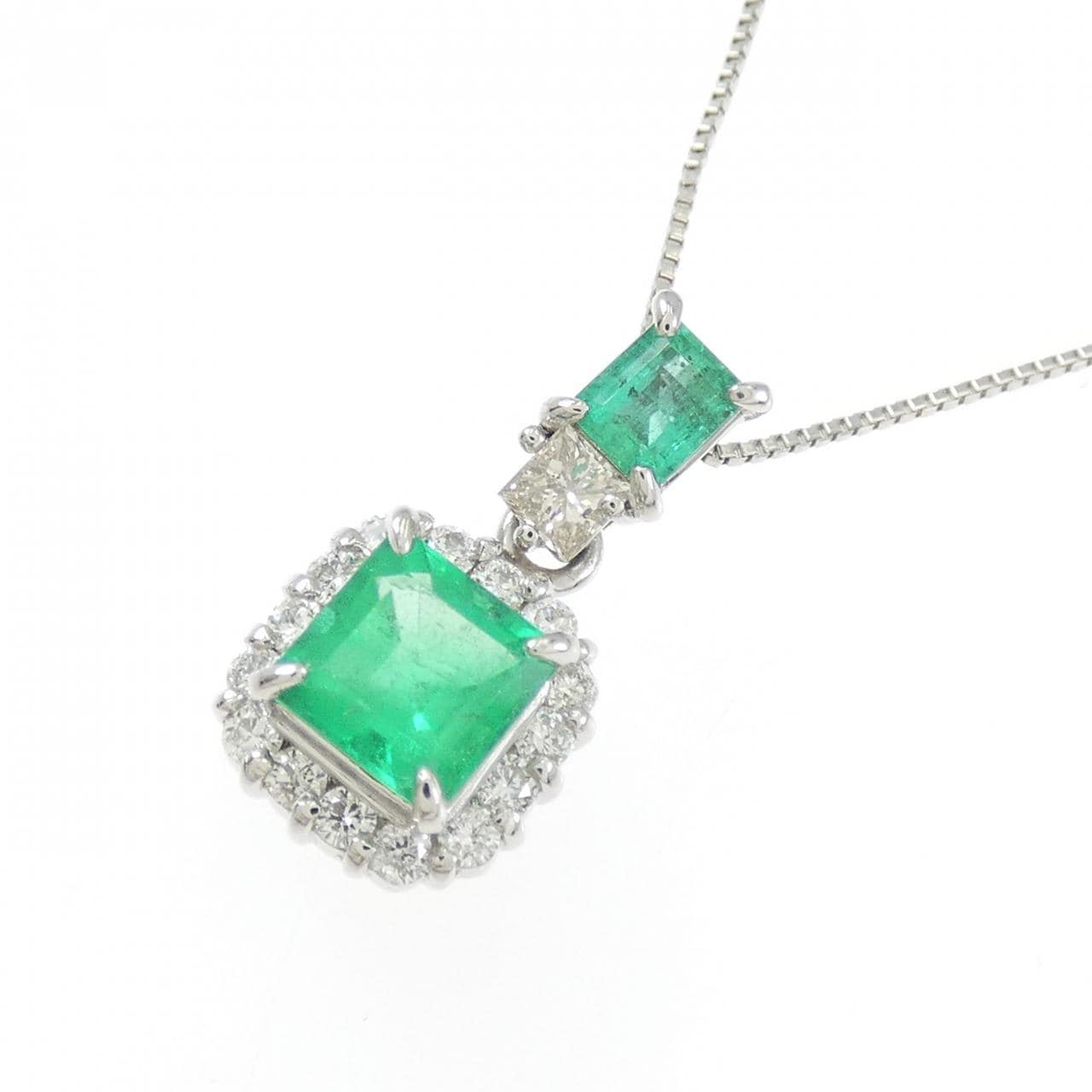 PT900/純PT エメラルド ネックレス 0.69CT