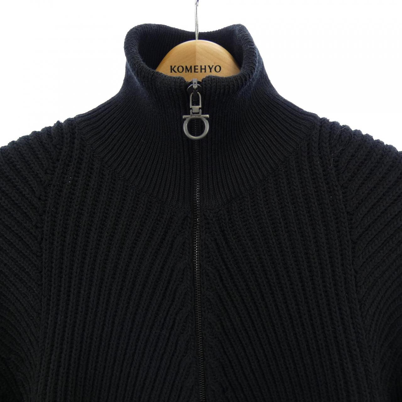 サルヴァトーレフェラガモ SALVATORE FERRAGAMO 12 1095 ブルゾン