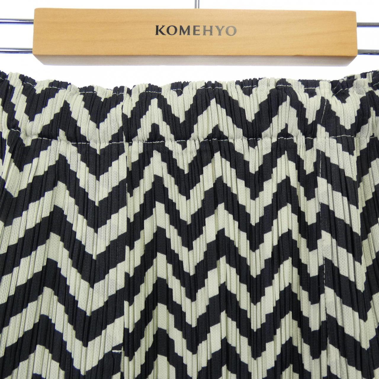 プリーツプリーズ PLEATS PLEASE 2015 ジグザグボーダー PP51-JG435 7570012 スカート