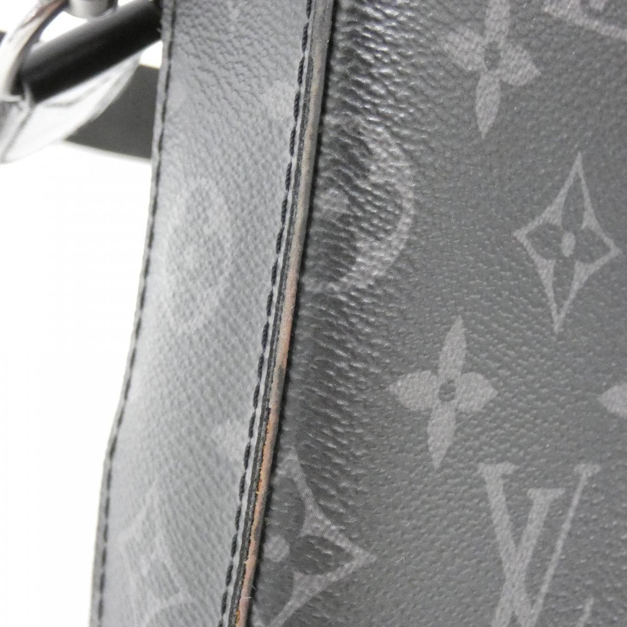 LOUIS VUITTON Monogram Eclipse Reverse Trio Messenger M69443 Shoulder Bag