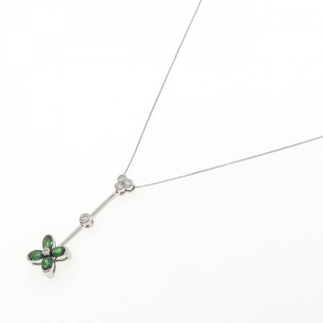 PT900/PT850 フラワー ガーネット ネックレス 1.04CT