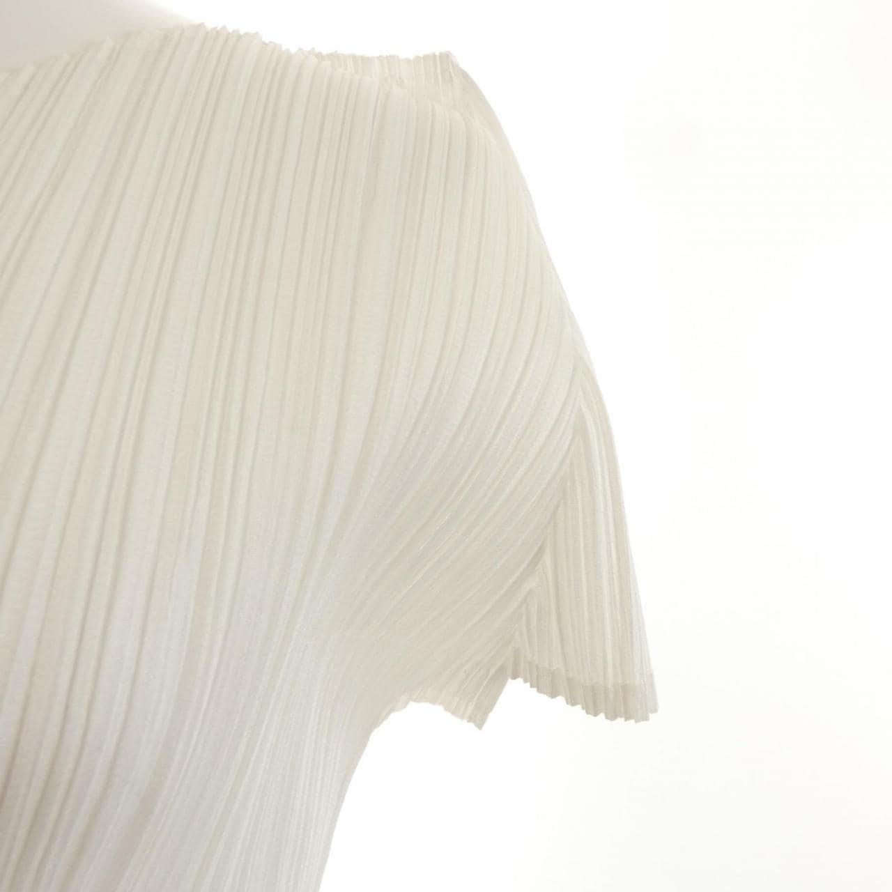 プリーツプリーズ PLEATS PLEASE エンブレム PP71-JK742 7562033 トップス