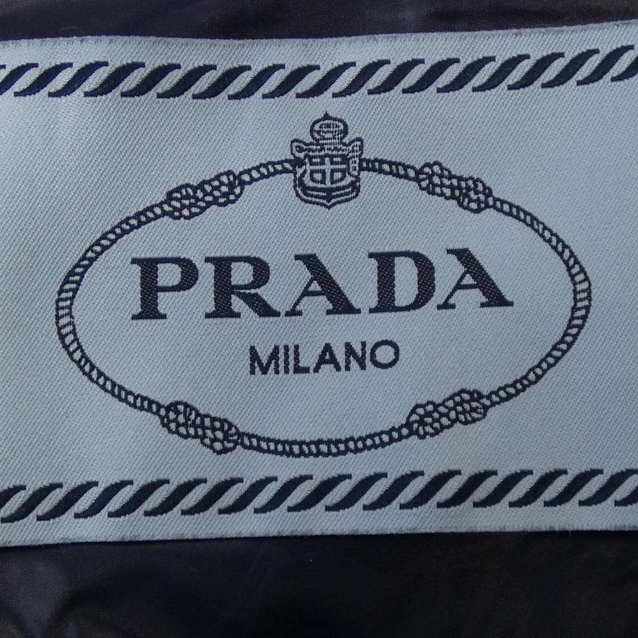 Prada PRADA三角标志290796 R212 AR0羽绒服