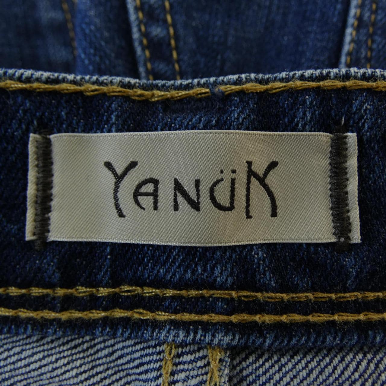 ヤヌーク YANUK ジーンズ