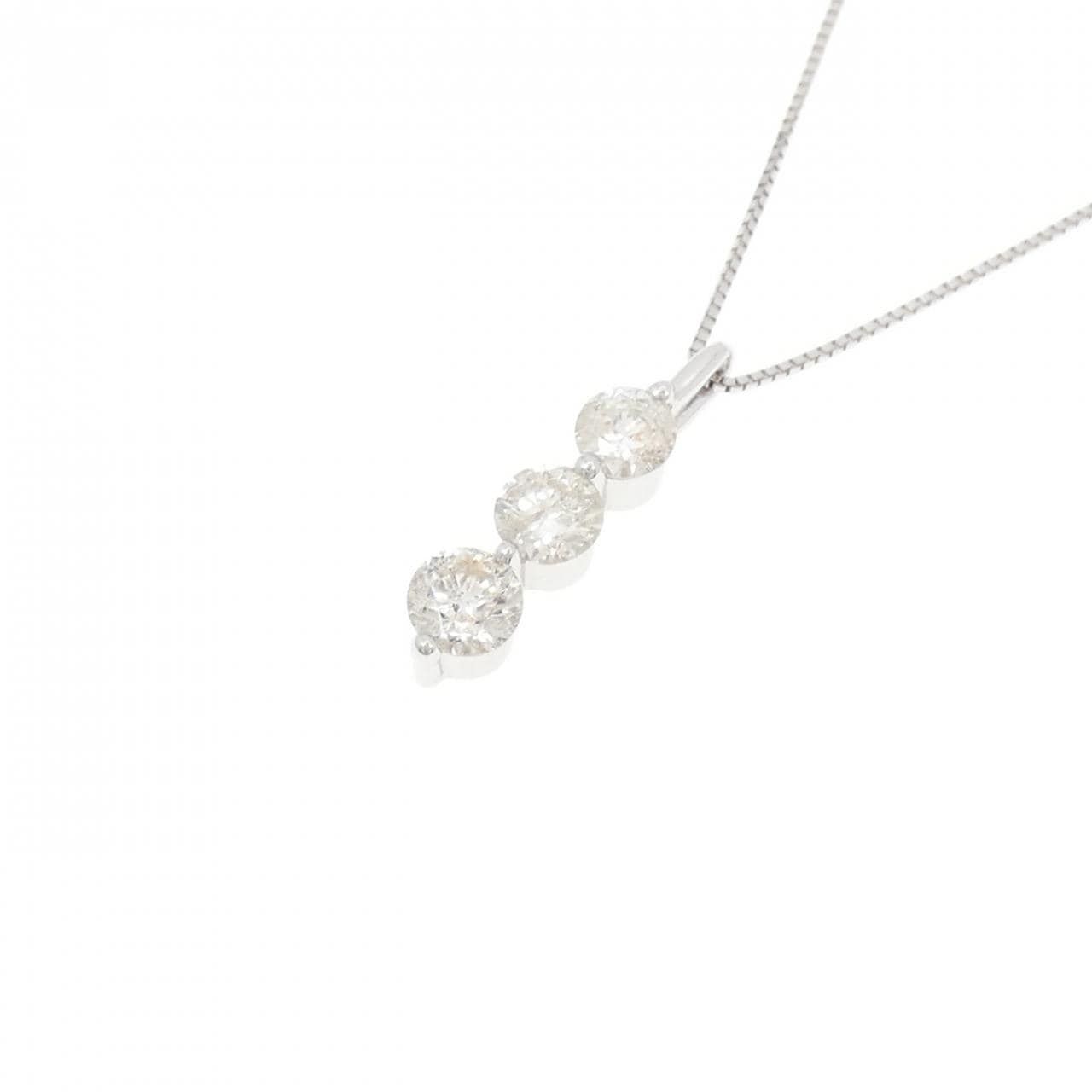 K18WG スリーストーン ダイヤモンド ネックレス 1.21CT