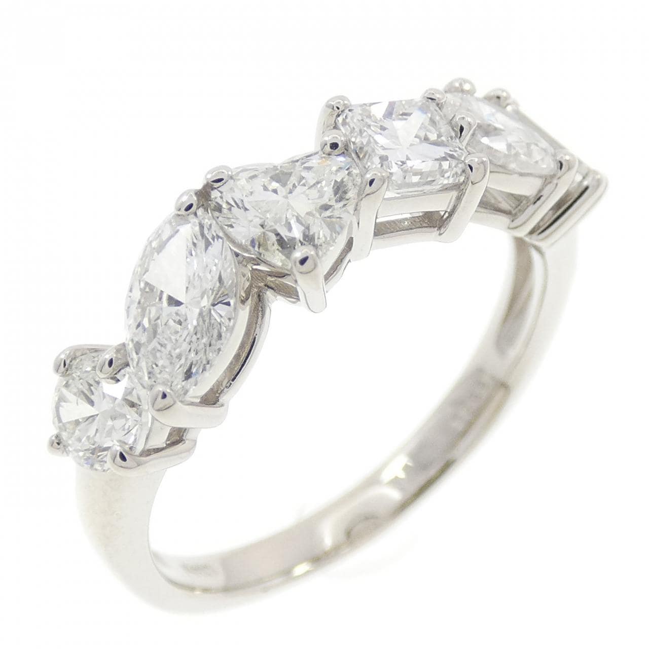 【新品】PT900 ダイヤモンド リング 1.568CT