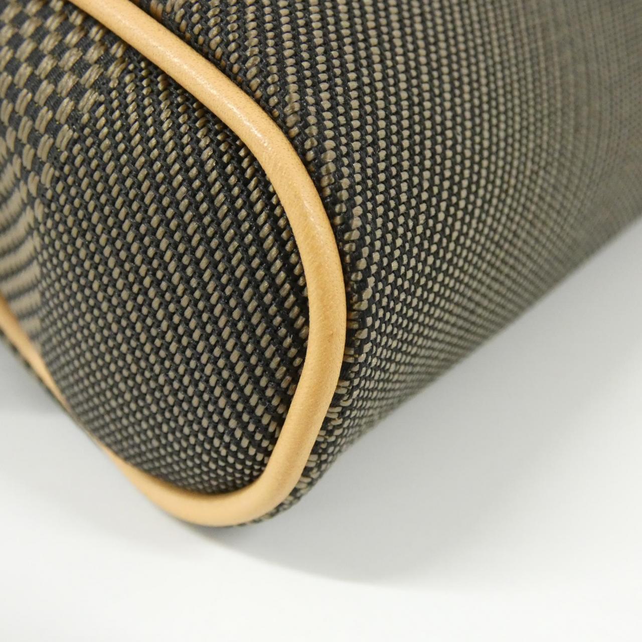 LOUIS VUITTON Damier Geant Acrobat M93619 包