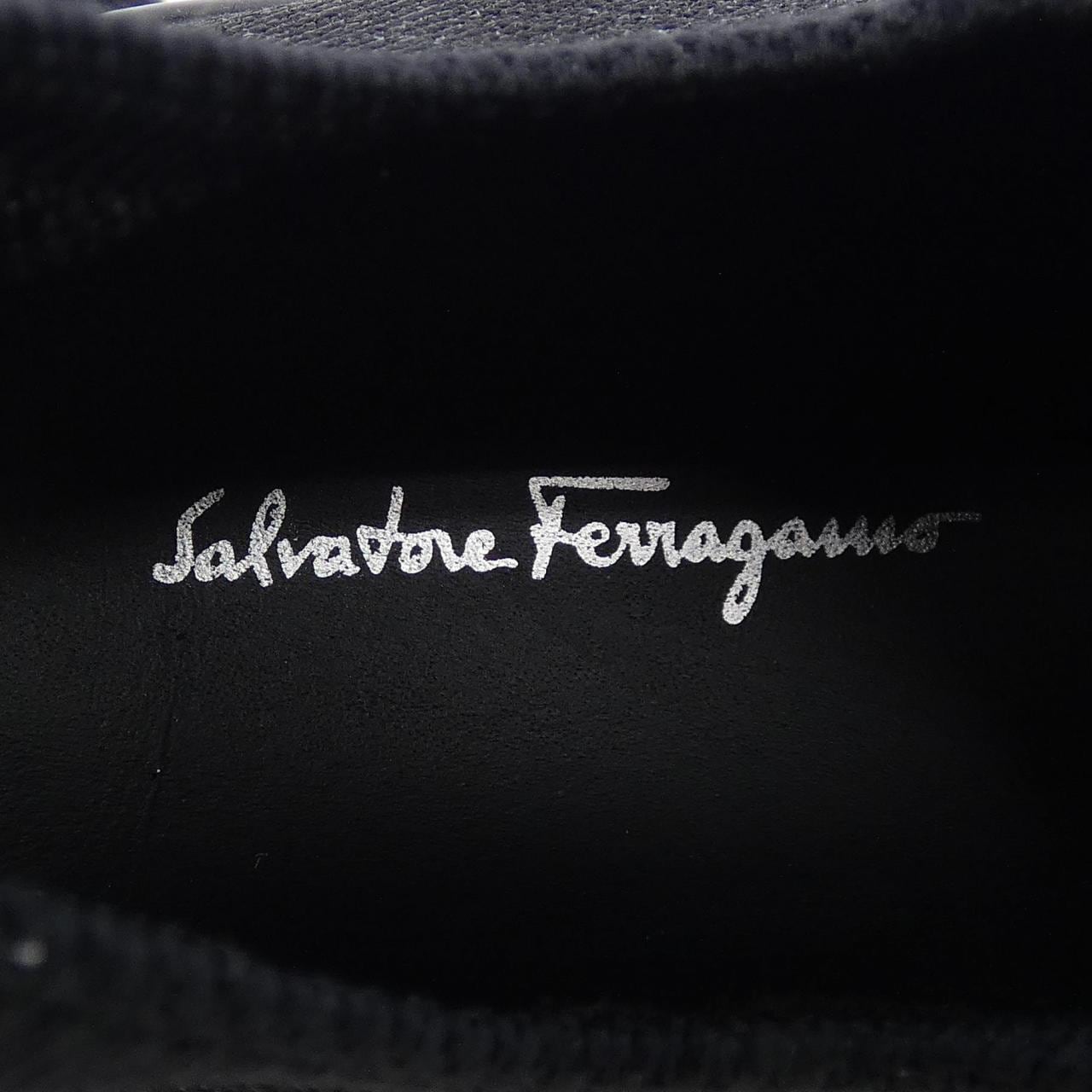 サルヴァトーレフェラガモ SALVATORE FERRAGAMO スニーカー