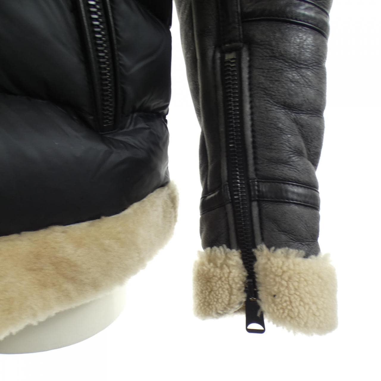 モンクレール MONCLER TANCREDE ダウンジャケット